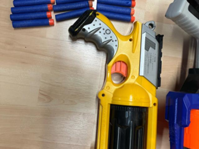 Nerf Surgefire, Stryfe, Maverick Rev-6 + Extramagazin + 23 Pfeile - 1